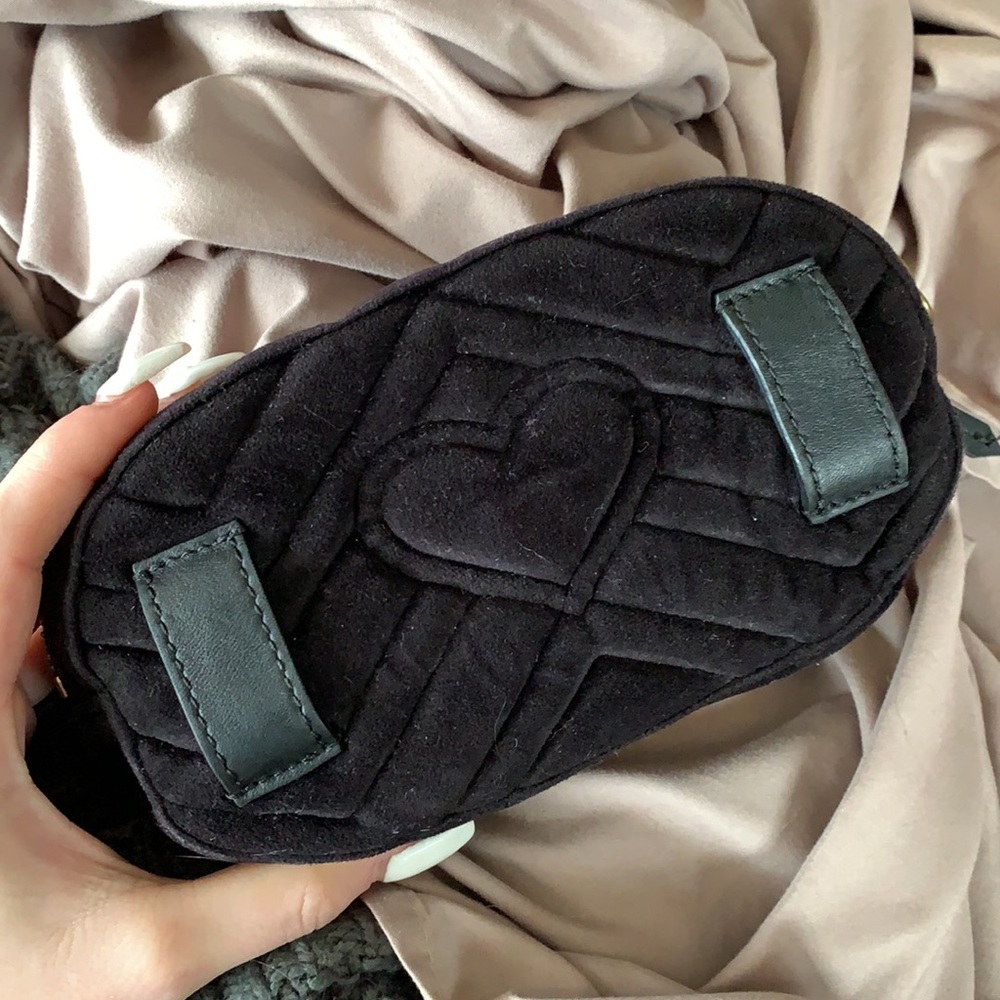 Gucci Velvet Belt Bag - Picture 11 of 11